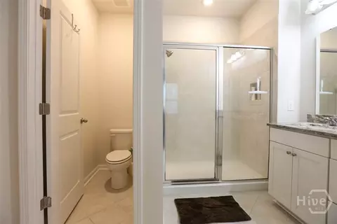 Bath - 215 Benelli Dr, Pooler, GA 31322 photo 2 of 3