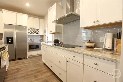 Kitchen - 215 Benelli Dr, Pooler, GA 31322 photo 3 of 4