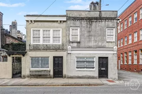 345-347 Drayton St, Savannah, GA 31401