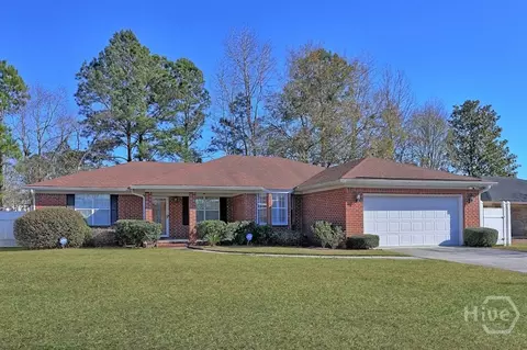 106 Glen Oaks Dr, Savannah, GA 31405