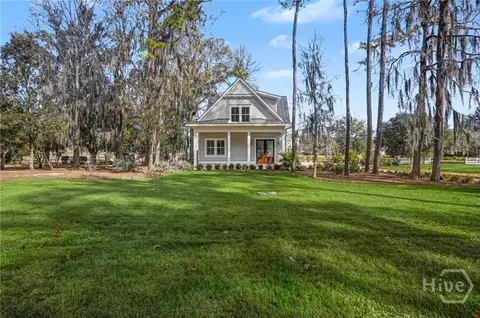 576 Silk Hope Dr, Richmond Hill, GA 31324