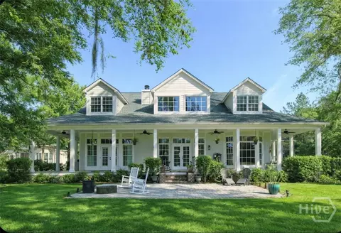 14 Amberwood Cir, Savannah, GA 31405