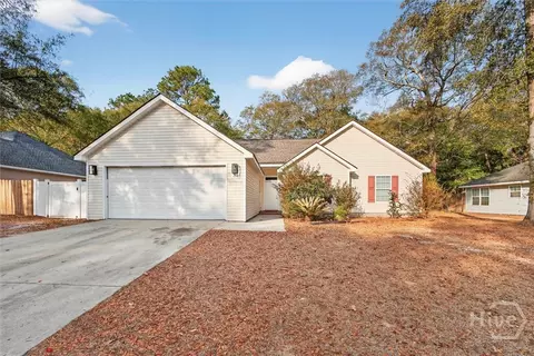 210 Stag Rd, Springfield, GA 31329