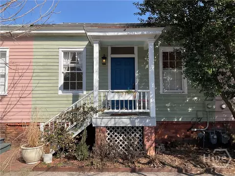 524 E Charlton St, Savannah, GA 31401