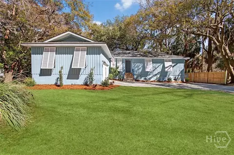 908 Woodpecker Rd, Savannah, GA 31410