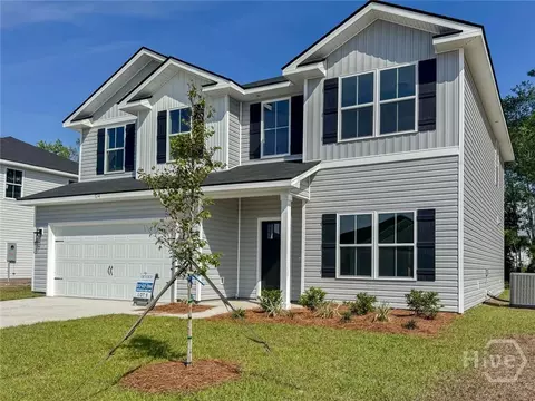 124 Providence Loop, Hinesville, GA 31313