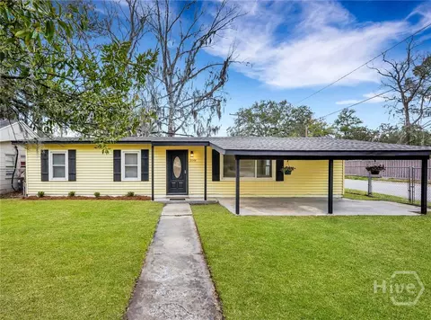 2044 E 60th St, Savannah, GA 31404