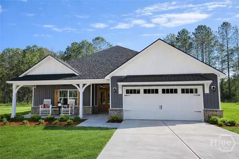208 Simmons St, Guyton, GA 31312