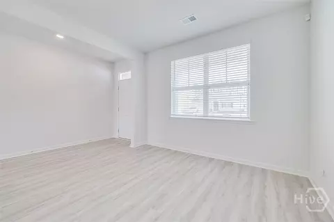 Living - 105 Windrush Pines Pnes, Pooler, GA 31322 photo 4 of 9