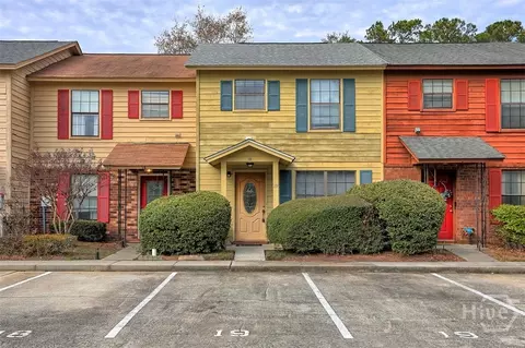19 Sand Dollar Ln, Savannah, GA 31419