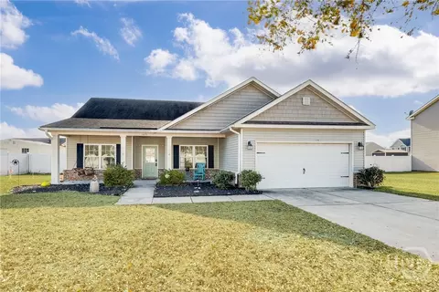 109 Pin Drop Dr, Guyton, GA 31312