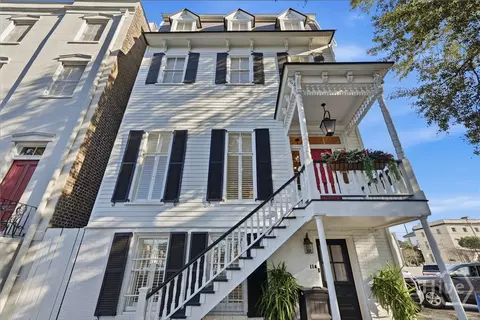 114 W Liberty St, Savannah, GA 31401