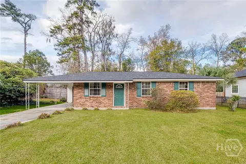 34 Alpine Dr, Savannah, GA 31405