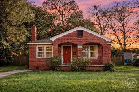 1711 E 31st St, Savannah, GA 31404