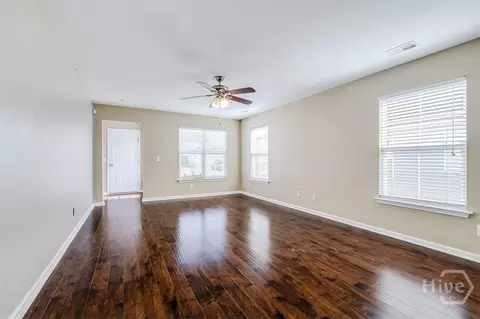 Living - 9 Chandler Bluff Dr, Savannah, GA 31407 photo 1 of 4