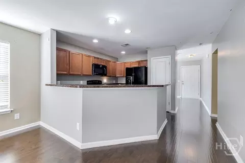 Entry Way - 9 Chandler Bluff Dr, Savannah, GA 31407 photo 2 of 2