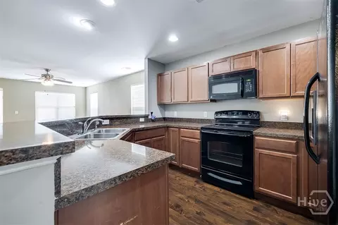Kitchen - 9 Chandler Bluff Dr, Savannah, GA 31407 photo 1 of 3