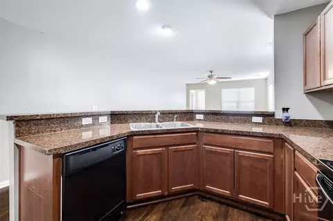 Kitchen - 9 Chandler Bluff Dr, Savannah, GA 31407 photo 2 of 3
