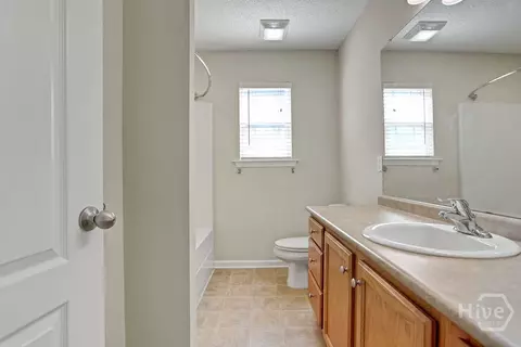 Bath - 106 Brookfield Dr, Guyton, GA 31312 photo 1 of 5