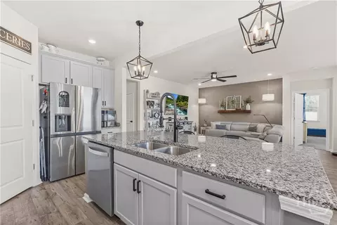 Kitchen - 310 Merganser Dr, Pooler, GA 31322 photo 3 of 5