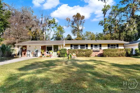 102 Jacquelyn Dr, Savannah, GA 31406