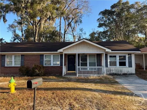 910 Staley Ave, Savannah, GA 31405