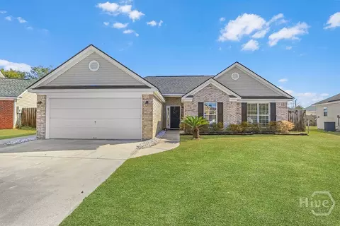 25 Escapade Ln, Savannah, GA 31405