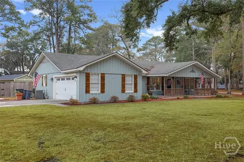 206 Hillary Rd, Savannah, GA 31410