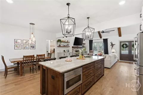 Kitchen - 3583 Blue Jay Rd, Guyton, GA 31312 photo 3 of 6