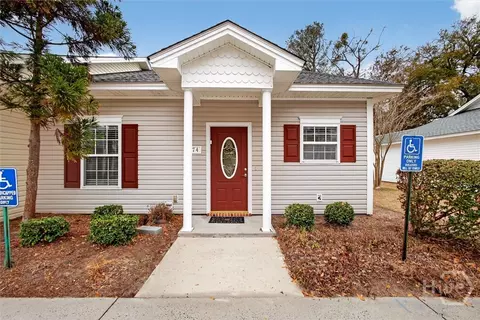 474 Moss Creek Ln, Brunswick, GA 31520