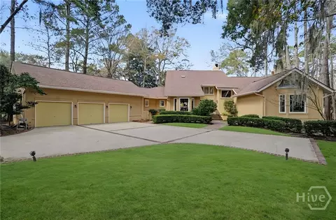 6 Hardwicke Ln, Savannah, GA 31411