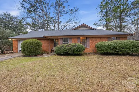 312 York Ln, Hinesville, GA 31313