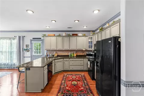 Kitchen - 106 Mallory Pl, Pooler, GA 31322 photo 3 of 4