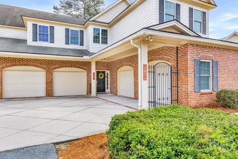 104 Woodside Xing, Savannah, GA 31405