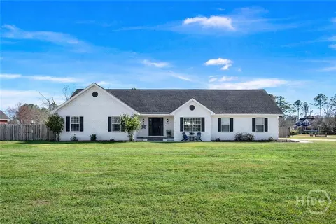 253 Scuffletown Rd, Guyton, GA 31312