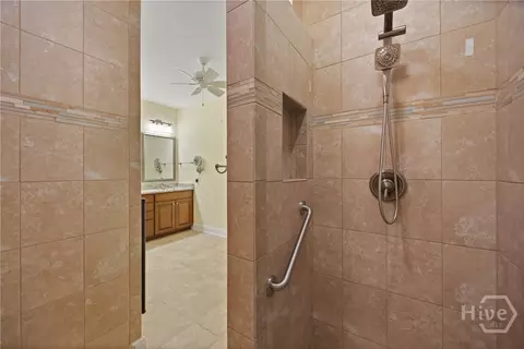 Bath - 168 Kingfisher Cir, Pooler, GA 31322 photo 4 of 6