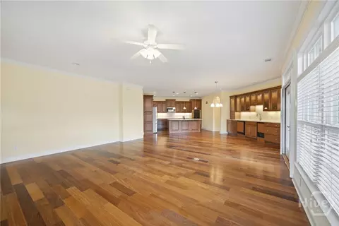 Living - 168 Kingfisher Cir, Pooler, GA 31322 photo 4 of 6