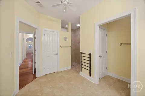 Entry Way - 168 Kingfisher Cir, Pooler, GA 31322 photo 4 of 5