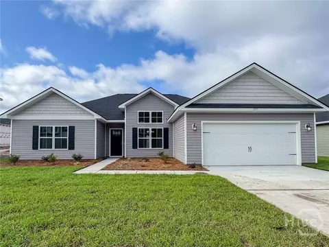 201 Providence Loop, Hinesville, GA 31313
