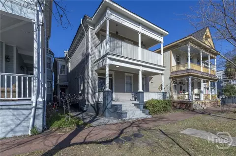 214 W Park Ave W, Savannah, GA 31401