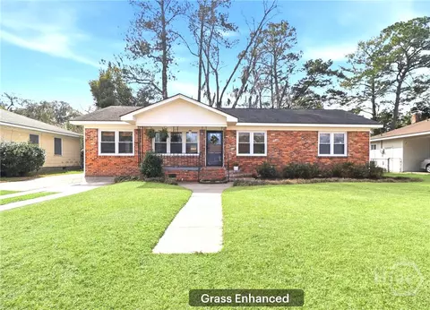 1913 E 60th St, Savannah, GA 31404