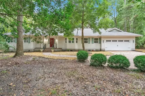 5 Fletcher Ln, Savannah, GA 31411