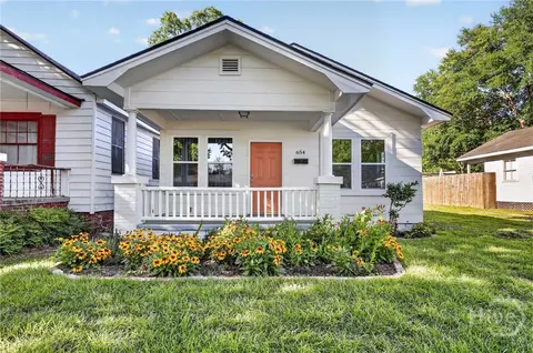 654 E 34th St, Savannah, GA 31401