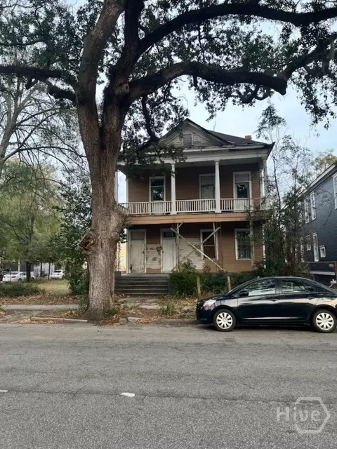 1706 Barnard St, Savannah, GA 31401