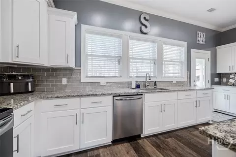 Kitchen - 536 Zettler Loop, Guyton, GA 31312 photo 5 of 5