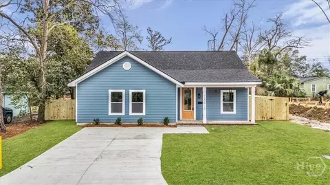 1207 E 71st St, Savannah, GA 31404