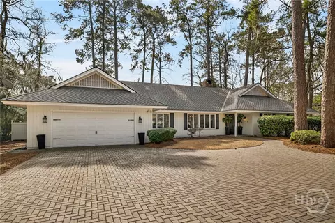 110 Wickersham Dr, Savannah, GA 31411
