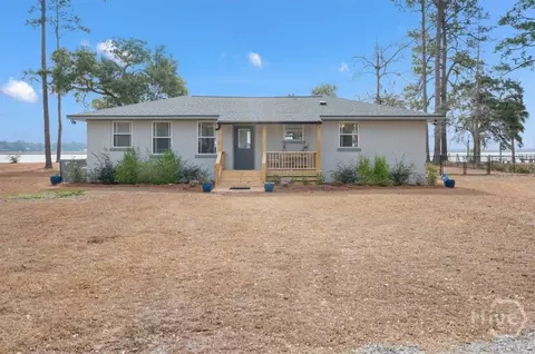 624 Japonica Dr, Midway, GA 31320