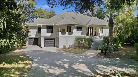 14 Priory Rd, Savannah, GA 31411
