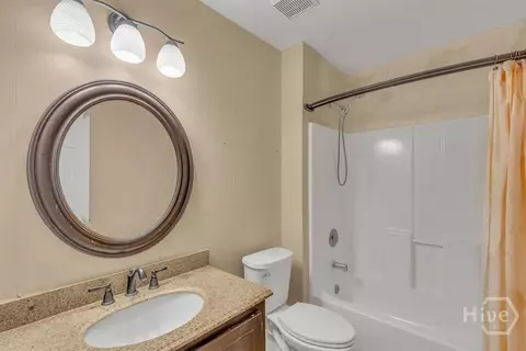 Bath - 22 Chamois Ct, Pooler, GA 31322 photo 1 of 2
